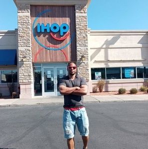 Meet your Posher, Tmob